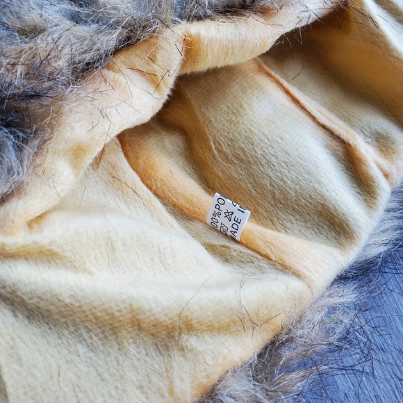 Lion Mane Costume for Cat with Velcro fastener - Picture 5 of 12